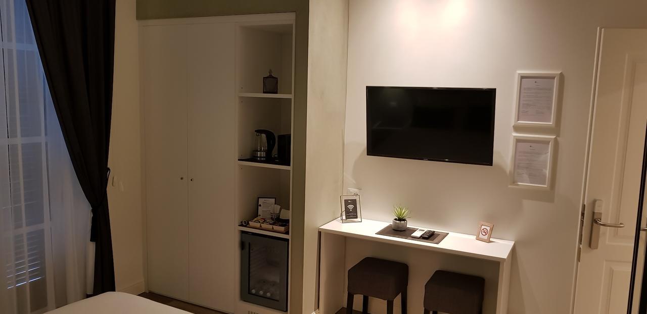 Bed Milano Linate Hotel ภายนอก รูปภาพ