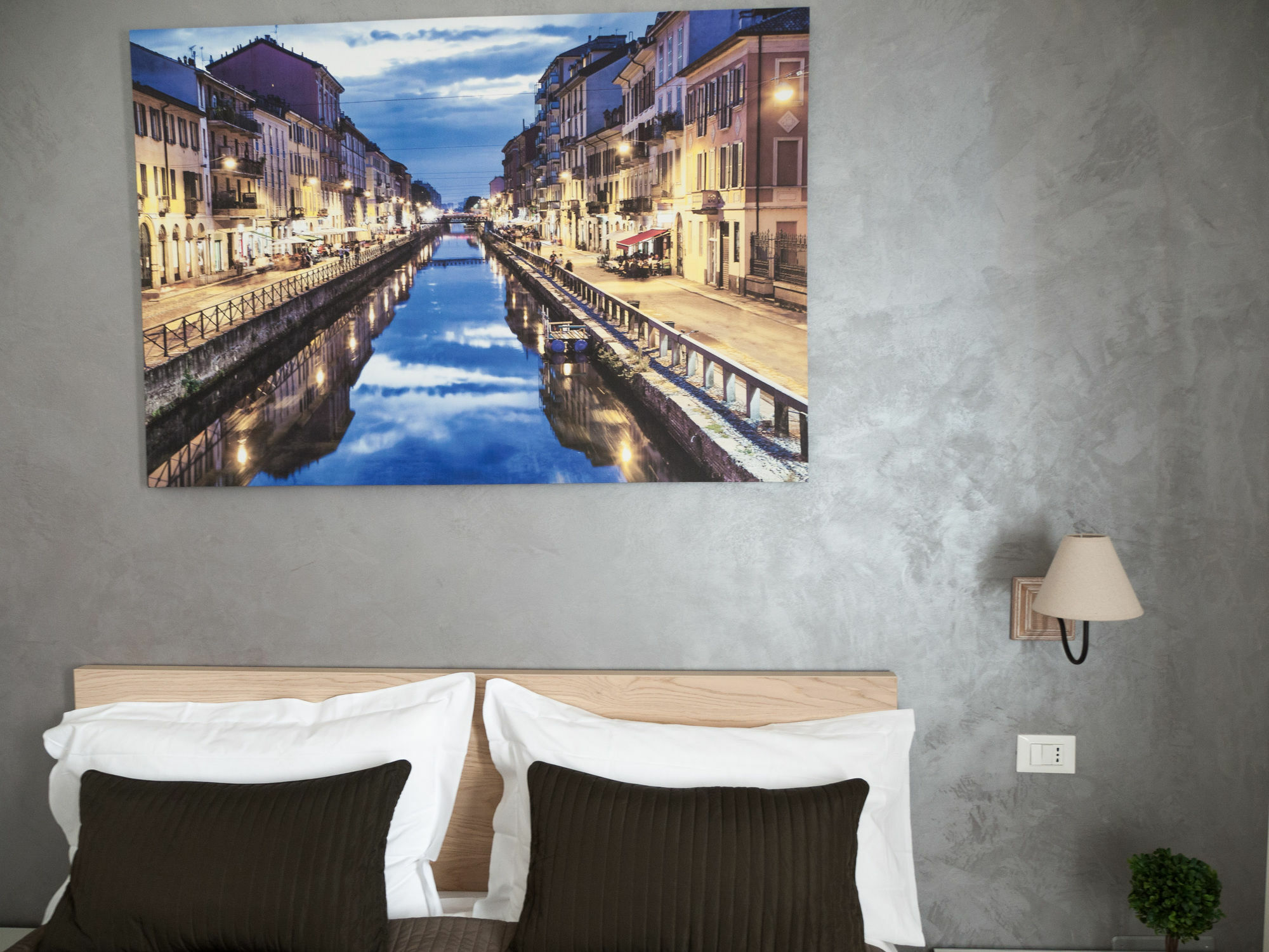 Bed Milano Linate Hotel ภายนอก รูปภาพ